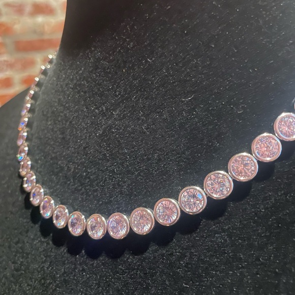 *SOLD* Michael Kors Elegant Crystal Necklace - Picture 2 of 8